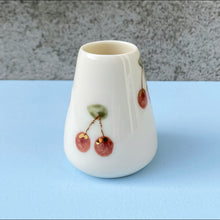 Indlæs billede til gallerivisning Minivase kirsebær